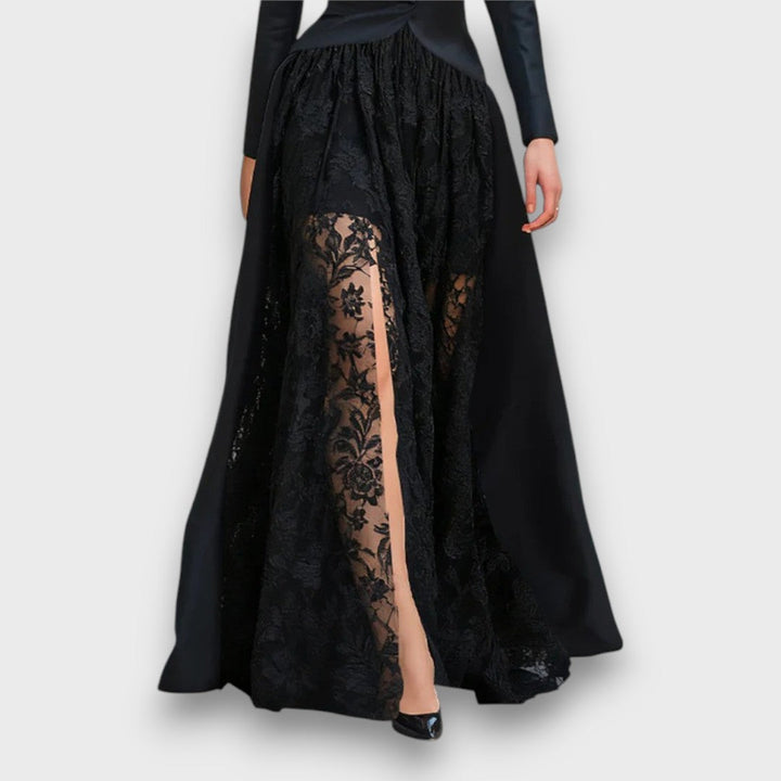 Liona – Tailored Lace-Panel Evening Gown