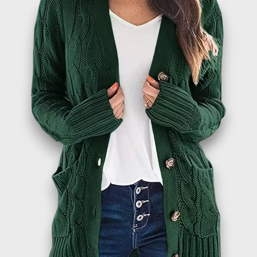 Seliah – Classic cable knit cardigan