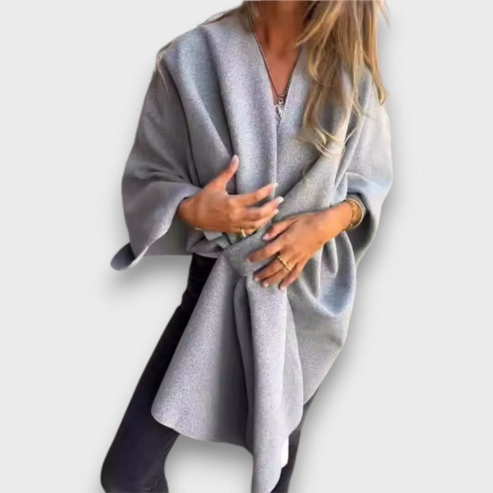 Loriva – Loose V-Neck Top