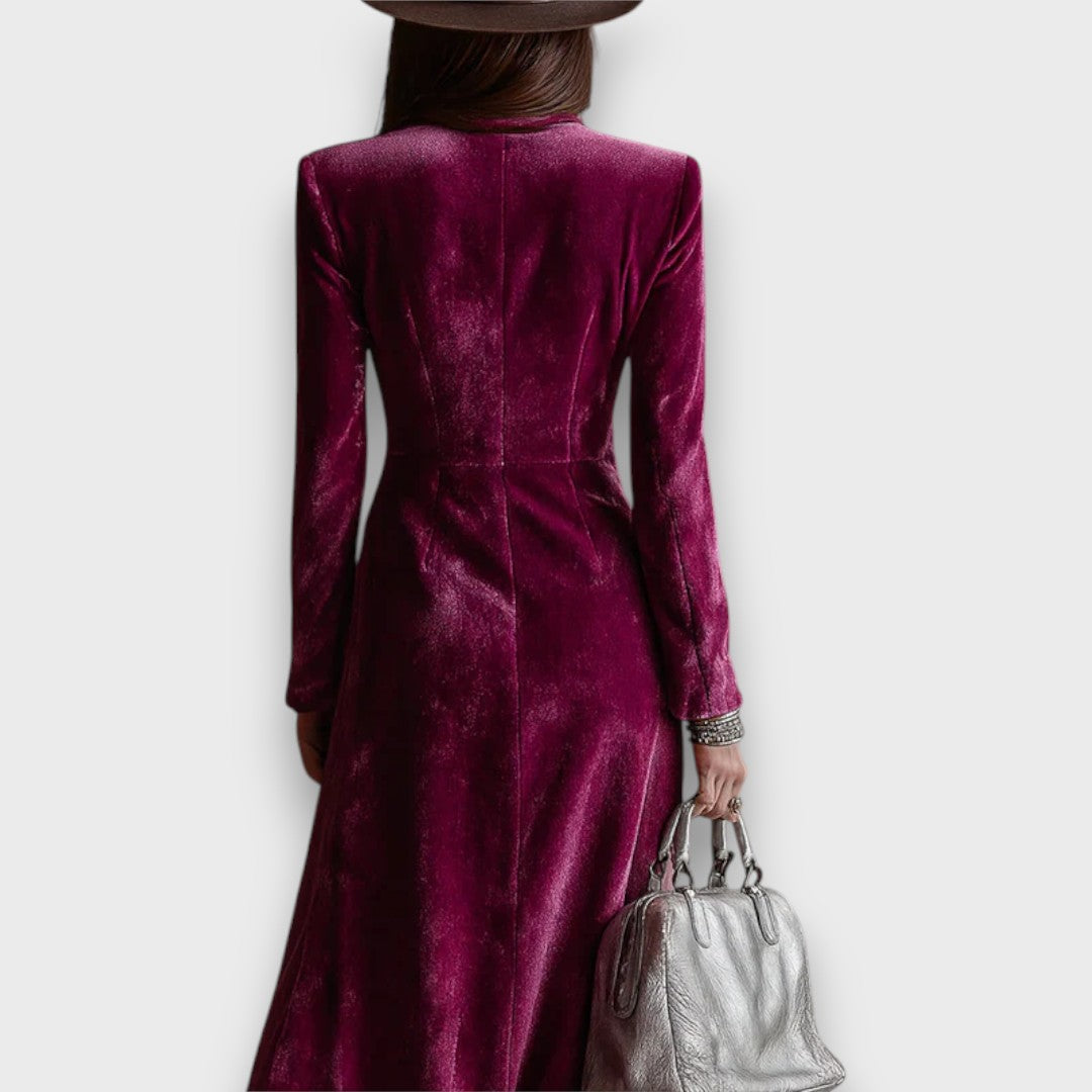 Iserelle – Velvet Maxi Blazer Dress