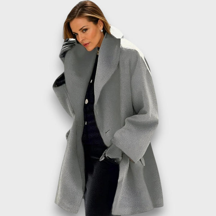 Lerisse – Elegant Coat with Hood