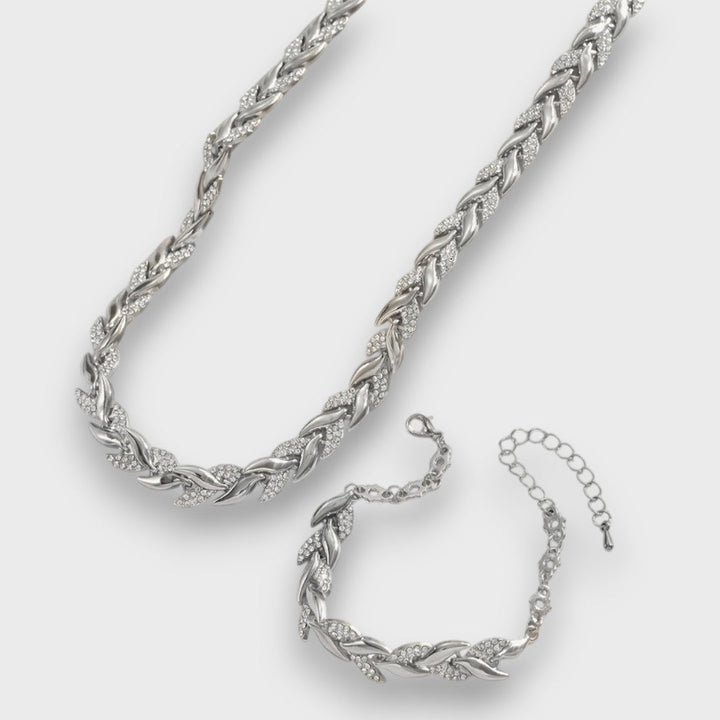 Naria – Elegance Rhinestone Fishtail Jewelry Set