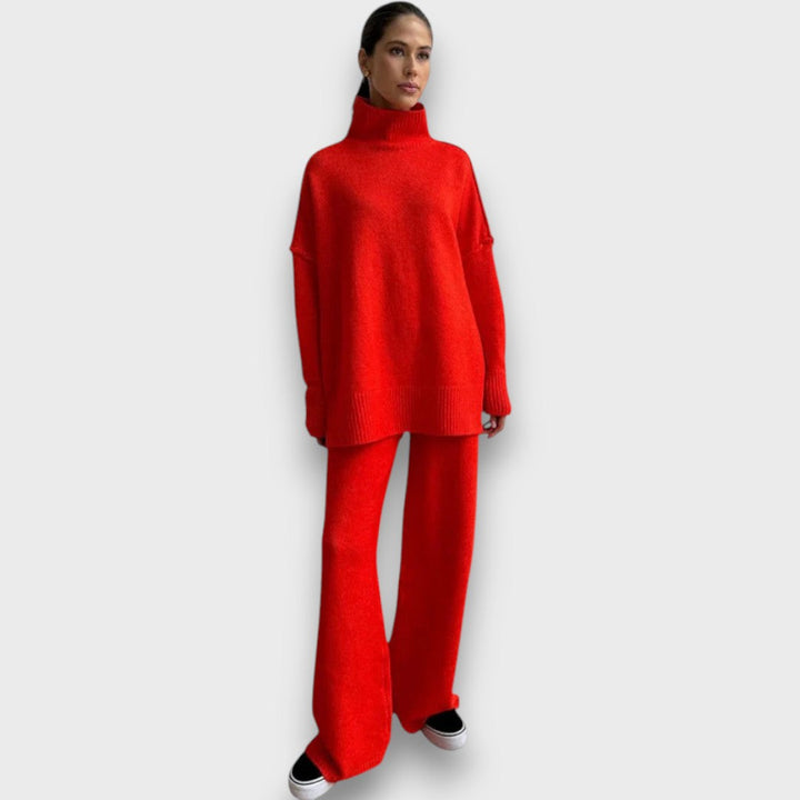 Gevanna – Two-Piece Knitted Set with Roll Neck