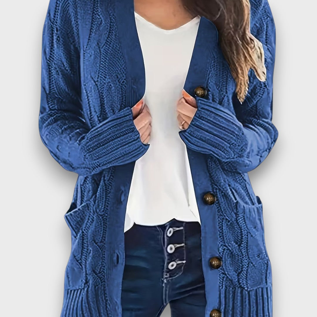 Seliah – Classic cable knit cardigan