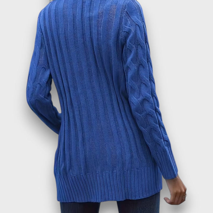 Seliah – Classic cable knit cardigan