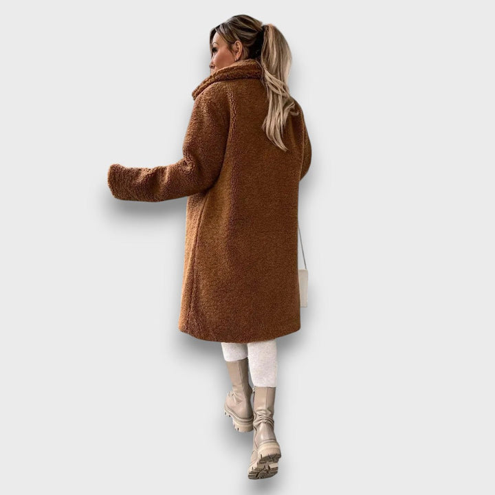 Larene – Plush Teddy Coat