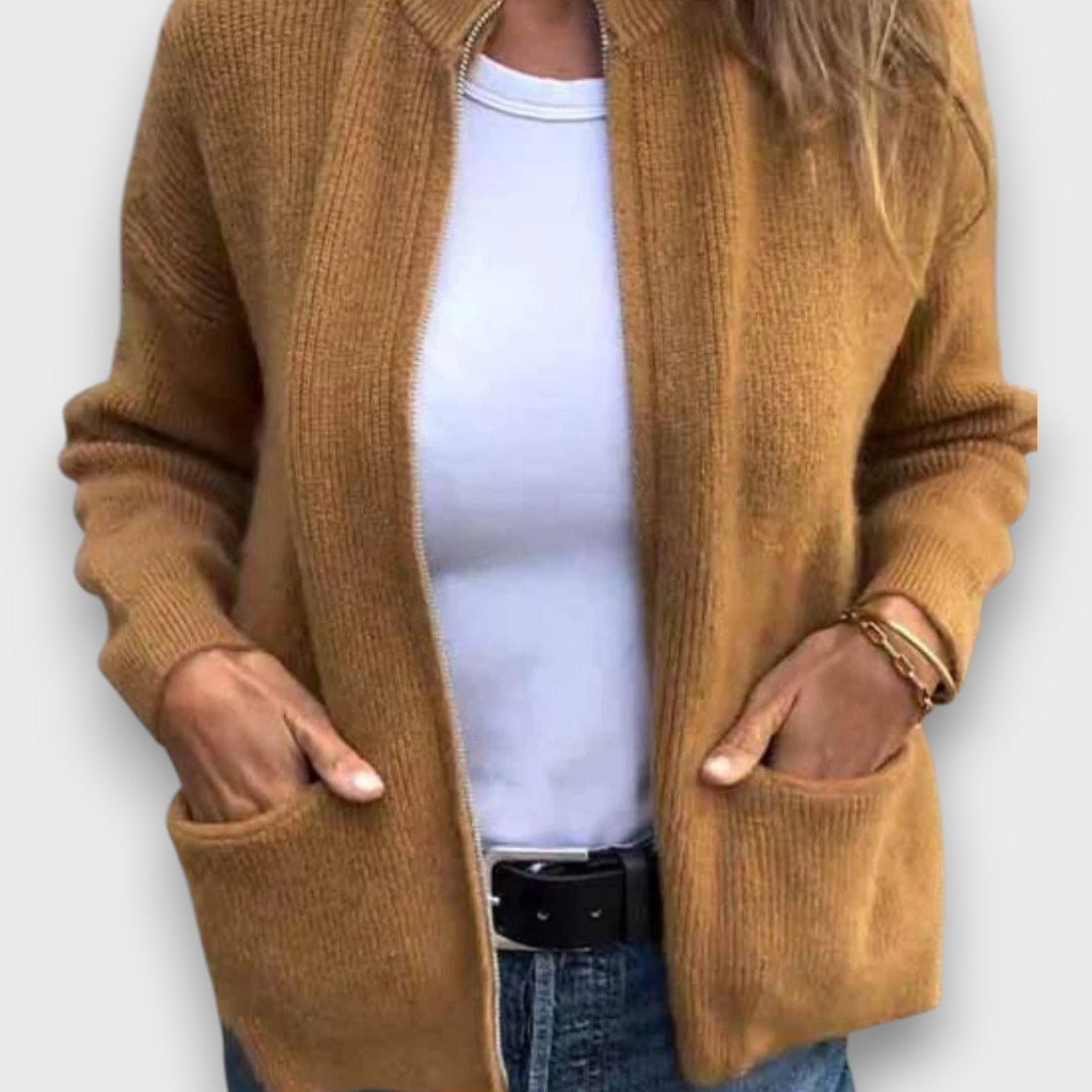 Serane – Casual Zip-Front Knitted Cardigan