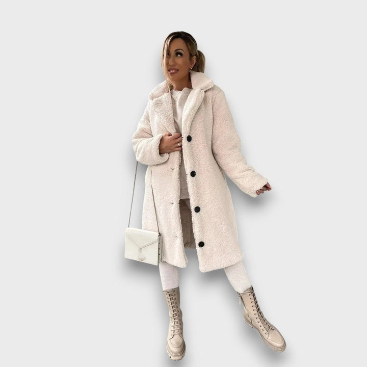 Larene – Plush Teddy Coat
