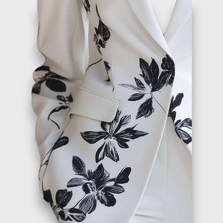 Pavelle – Printed Blazer