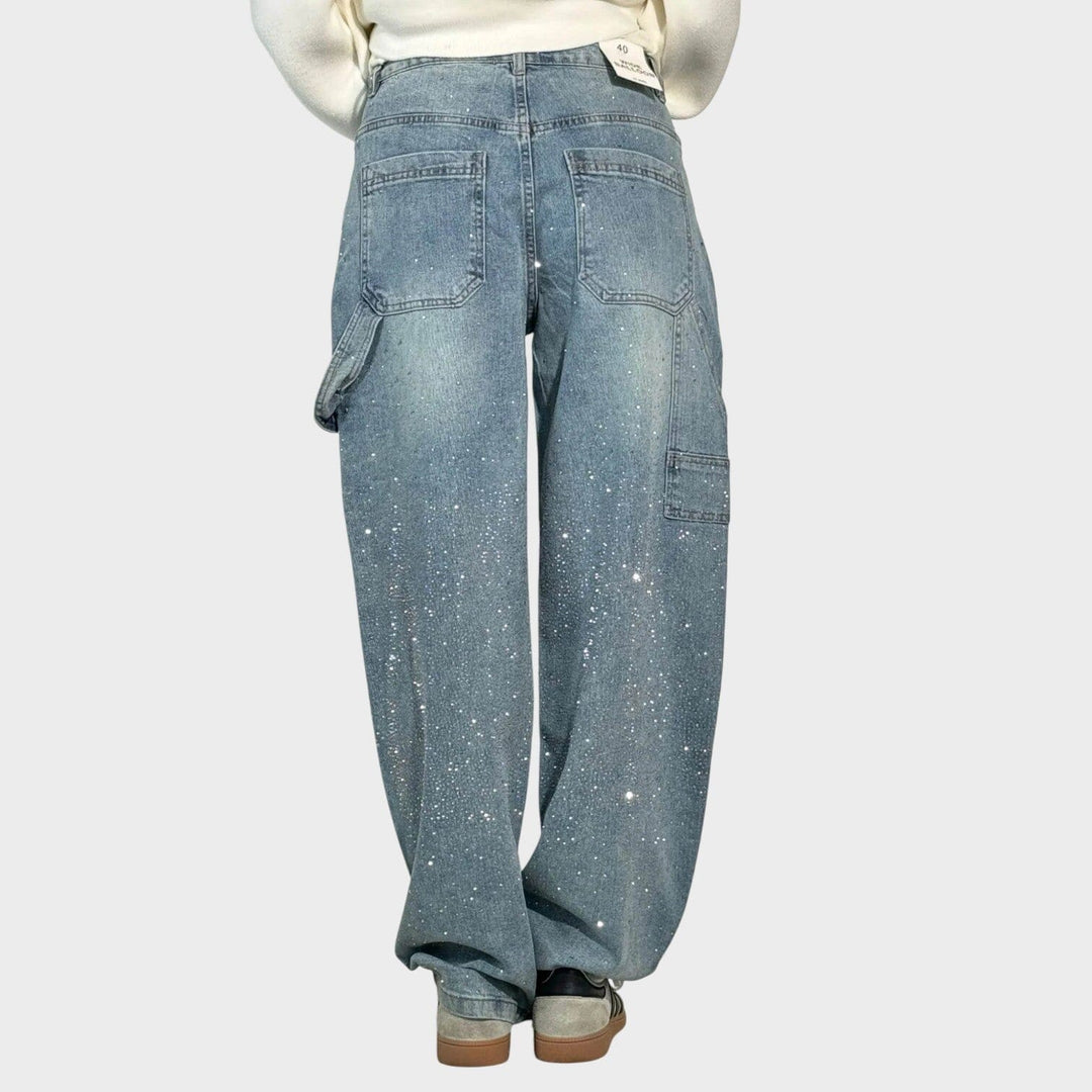 Valerie – Trendy Jeans with Subtle Shimmer